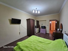 Bakı şəhəri, Novxanı qəsəbəsində ev satılır, -5