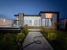 Bakıda Şüvəlan qəsəbəsində 1 mərtəbəli 4 otaqlı ev, -4