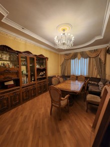 Bakı, Bakıxanov qəsəbəsində 3 mərtəbəli ev satılır, -14