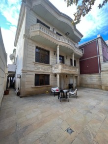 bakixanovda-satilan-heyet-evleri-6-otaq-heyet-evi-s