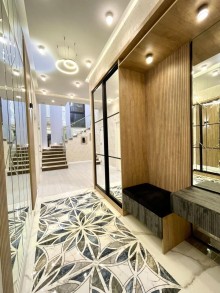Mərdəkan, Bakı, həyət evi / villa ev satılır. 2 mərtəbəli, -4