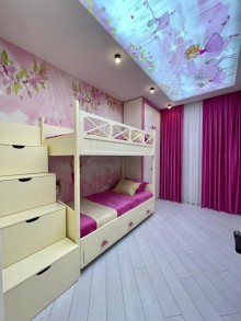 Mərdəkan, Bakı, həyət evi / villa ev satılır. 2 mərtəbəli, -18