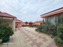 Görədil bağlarında heyet evleri satisi 6 otaqli, -18