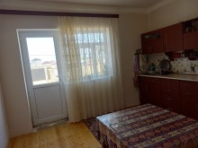 Bakı şəhəri, Buzovna qəsəbəsi, həyət evi satılır, -6