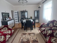 Bakı şəhəri, Buzovna qəsəbəsi, həyət evi satılır, -14