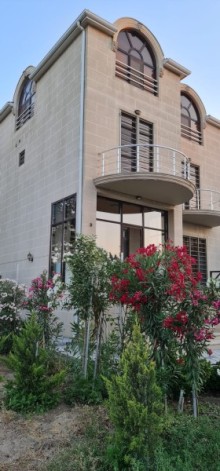 Novxanı Bağları “Sarı-qaya” bağlarının düz mərkəzində həyət evi, -7