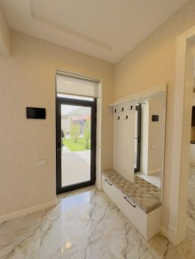Baku city, Mardakan settlement, 1-storey newly built villa house, -11