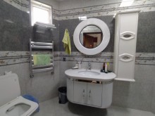 Həzi Aslanov qəsəbəsində ev al. Yaşayış sahəsi 90 m2, -9