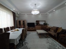 Həzi Aslanov qəsəbəsində ev al. Yaşayış sahəsi 90 m2, -12