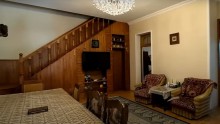 Kohne bag evleri Görədil bar verən meyvə ağacları olan ev al. 2 mərtəbli hovuzlu ev, -8