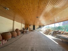 Novxanı kəndinin ən yaxşı yerlərindən birində heyet evi, -12