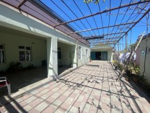 Sale Cottage, -9