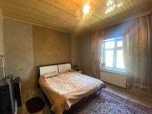 Sale Cottage, -18