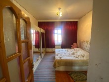 Sale Cottage, -19