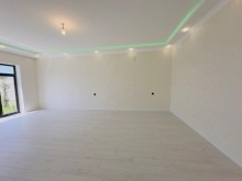 A house with a swimming pool is for sale near secondary school No. 230 in Baku, Shuvalan, -12