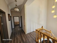 Novxanıda Marina Trench restorana yaxın 2 mərtəbəli hovuzlu villa ev satılır, -18