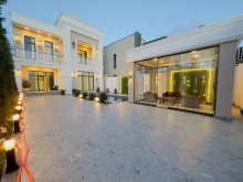 Mərdəkan Bravo yaxınlığında 2 mərtəbəli villa ev satılır, -3