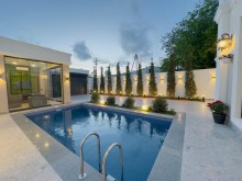 Mərdəkan Bravo yaxınlığında 2 mərtəbəli villa ev satılır, -4
