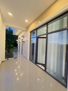 Mərdəkan Bravo yaxınlığında 2 mərtəbəli villa ev satılır, -15