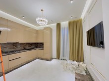Mərdəkan Bravo yaxınlığında 2 mərtəbəli villa ev satılır, -19