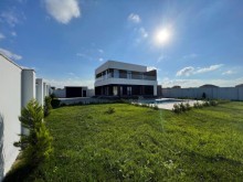 sea-breeze-istrahet-merkezinin-yaxinliginda-1-ci-deniz-xettinde-bag-evi-villa-satilir-s