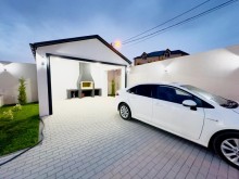 Şüvəlanda 1 zal , 3 yataq otağı olan ev satılır, -5