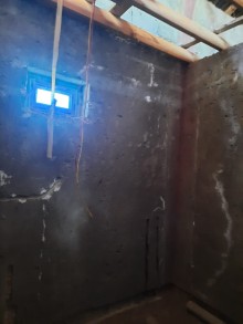 Novxanı qəsəbəsində, Amor restoranı ilə üzbəüz bağlar massivində ev satılır, -7