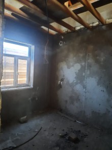 Novxanı qəsəbəsində, Amor restoranı ilə üzbəüz bağlar massivində ev satılır, -8
