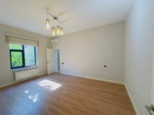 A garden house with a total construction area of ​​465 m2 is for sale in Shuvelan Gardens in Baku, -13