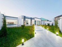 Sale CottageA 4-room courtyard house is for sale in Mardakan, Baku, -17