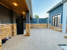 Cheap for sale 4-room house/dacha 160 m², in Mardakan settlement, Baku, -2