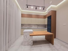 5-room apartment for sale. house/dacha 190 m², Baku city, -8