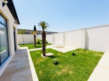 Baku city, Mardakan settlement, house/dacha for sale, 140 m2, 4 rooms, -8
