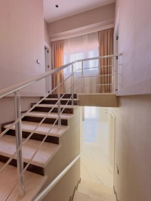 Baku city, Mardakan settlement, house/dacha for sale, 140 m2, 4 rooms, -14