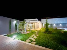 Buy a villa house near Shuvelan Park in Baku. A 2-story, 5-room, -6