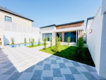 Buy a 4-room courtyard/garden house in Baku Mardakan, 170 m², -6
