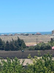 Türkan qəsəbəsində dəniz panoramalı ev satılır. 2 mərtəbəli 5 otaq, -20