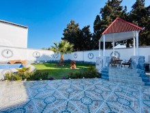 House for sale in Mardakan, Baku, 1 floor, 4 rooms, 170m2. Land area 600 m2, -5