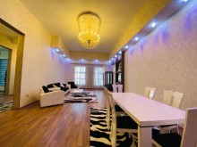 House for sale in Mardakan, Baku, 1 floor, 4 rooms, 170m2. Land area 600 m2, -13