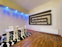 House for sale in Mardakan, Baku, 1 floor, 4 rooms, 170m2. Land area 600 m2, -14