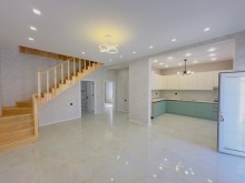 4 otaqlı həyət evi/bağ evi 140 m², Şüvəlan q., -19