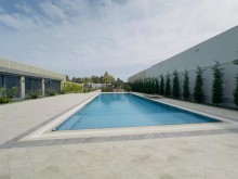 A villa with a 20-meter-long pool is for sale in Mardakan, -18