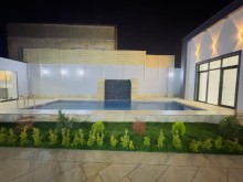 Şüvəlan qəsəbəsində 1 mərtəbəli, 4 otaqlı, hovuzlu ev satılır, -5