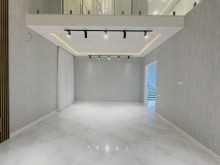 2-Story Villa with Pool and 5 Rooms for Sale in Şüvəlan, -10