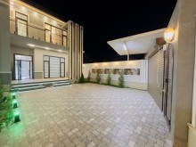 2-Story Villa with Pool and 5 Rooms for Sale in Şüvəlan, -18