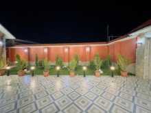 House is for sale in Shuvalan settlement, Baku city, -4