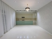 House is for sale in Shuvalan settlement, Baku city, -13