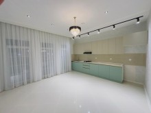 House is for sale in Shuvalan settlement, Baku city, -14