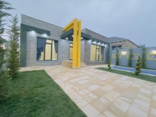 Mərdəkan qəsəbəsində 4 sot torpaq sahəsində inşa edilmiş 1 mərtəbəli bağ evi satılır, -4