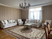 A 3-story, 6-room house is for sale in Saray settlement, Baku, -5